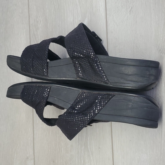 SOLD Vionic Rio Women Comfort Platform Sandals shoes sz 9 - Picture 7 of 12